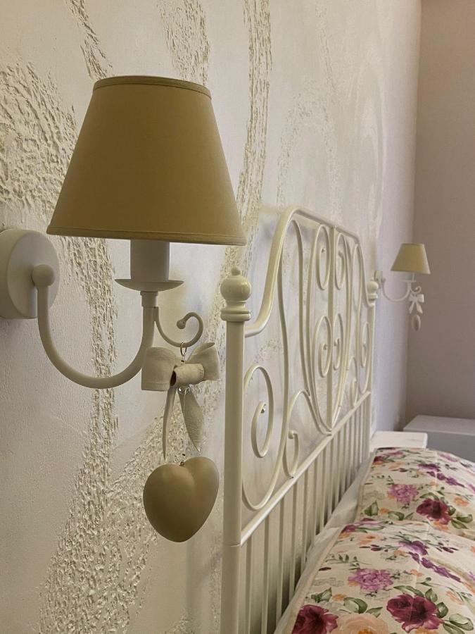 Beb La Gemma Bed & Breakfast Napoli Bagian luar foto